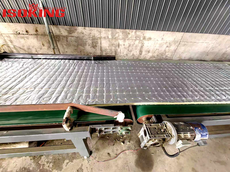 Rock-Wool-Thermal-Insulation-Roll----50mm-100mm-with-foil-and-wire-mesh